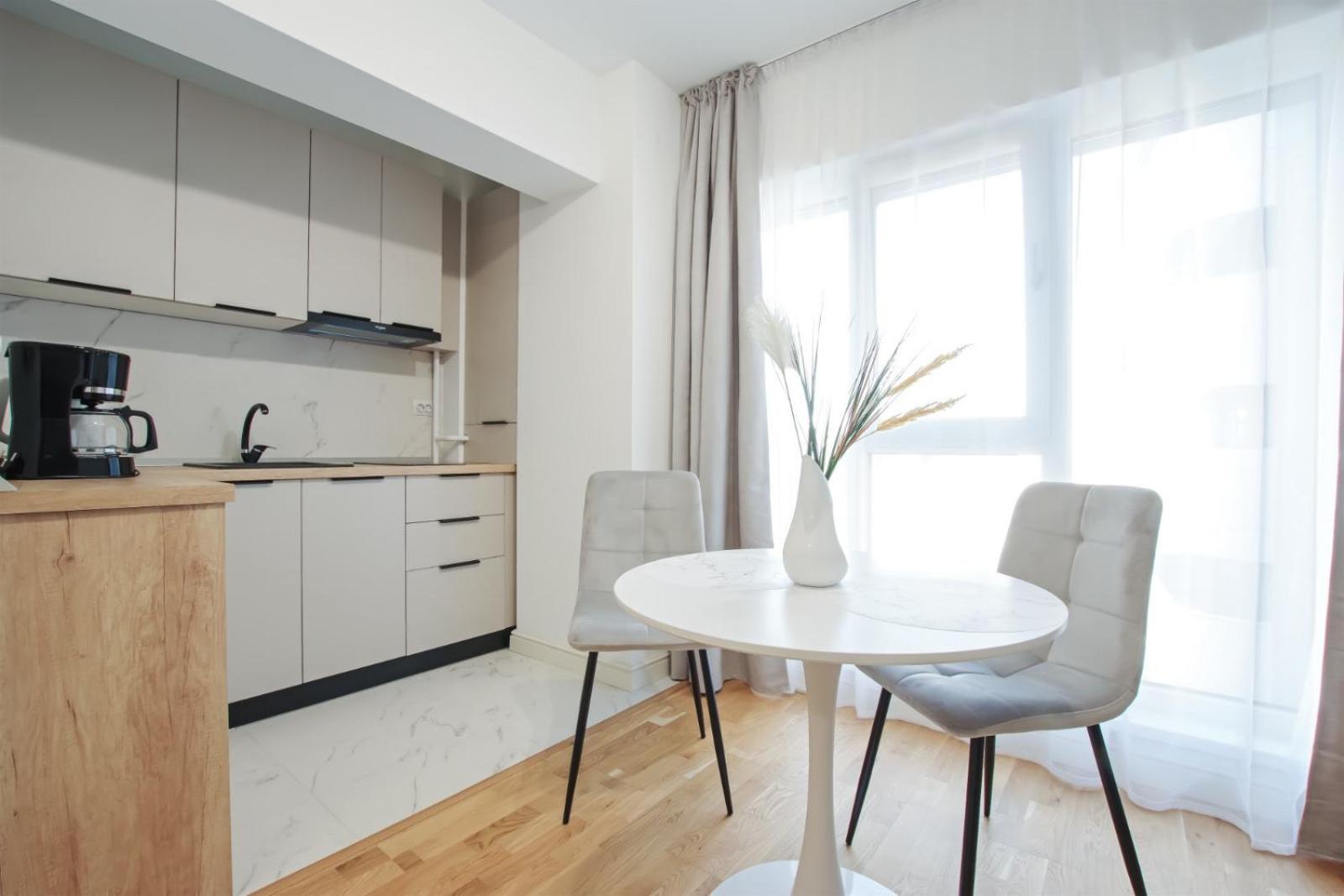 Himson-Blue Apartament 이아시 외부 사진